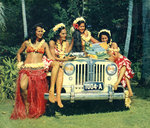 Jeep-vahine Tahiti 1957.jpg